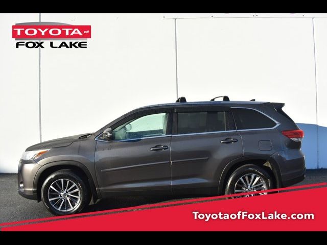 2019 Toyota Highlander SE