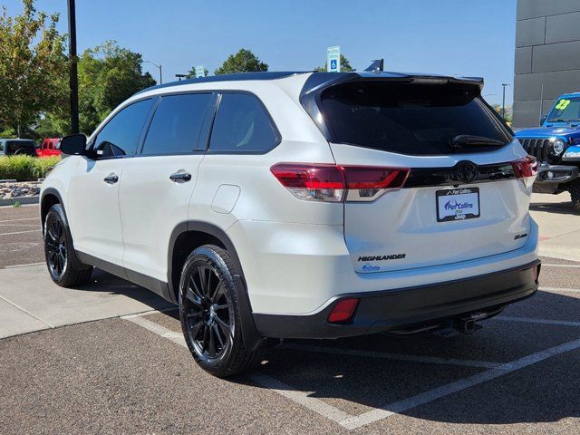 2019 Toyota Highlander SE