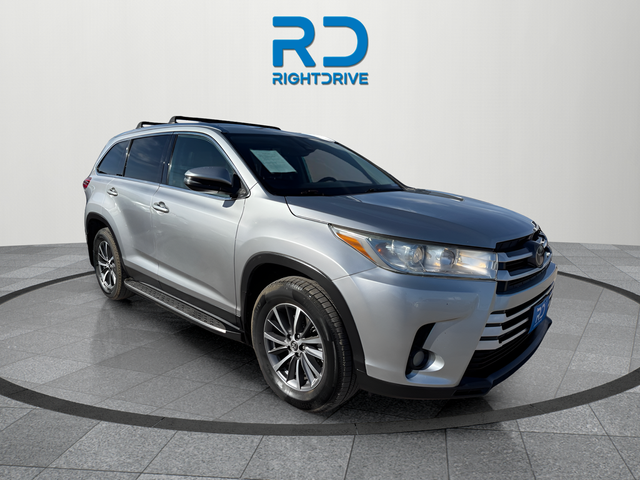 2019 Toyota Highlander SE
