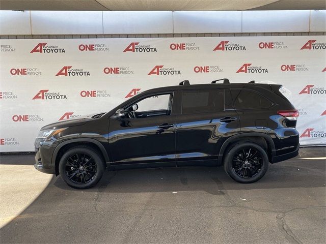 2019 Toyota Highlander SE