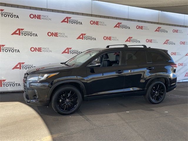 2019 Toyota Highlander SE