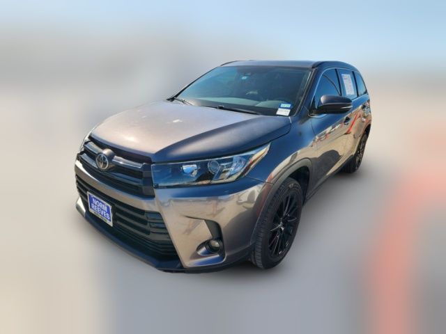 2019 Toyota Highlander SE