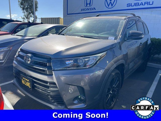 2019 Toyota Highlander SE