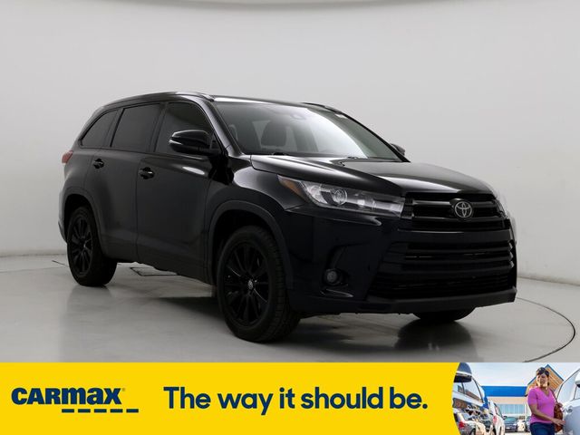 2019 Toyota Highlander SE