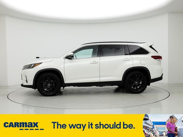 2019 Toyota Highlander SE