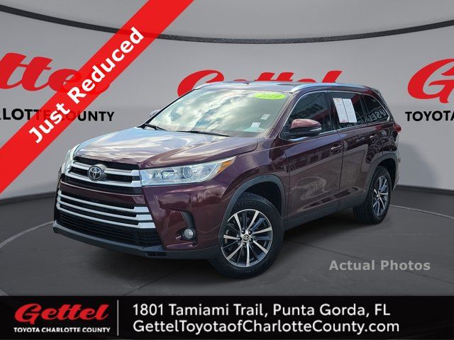 2019 Toyota Highlander SE