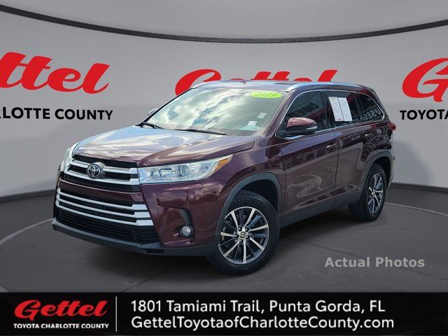 2019 Toyota Highlander SE