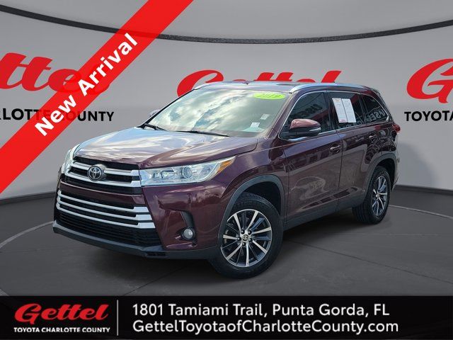 2019 Toyota Highlander SE