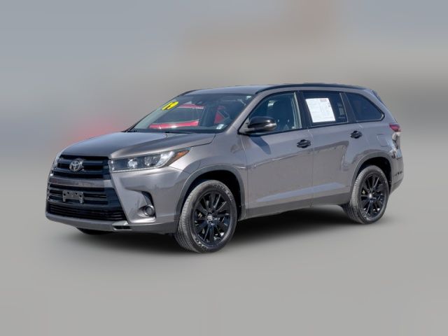 2019 Toyota Highlander SE