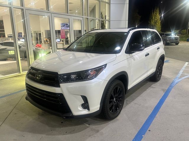 2019 Toyota Highlander SE