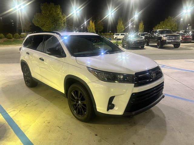 2019 Toyota Highlander SE