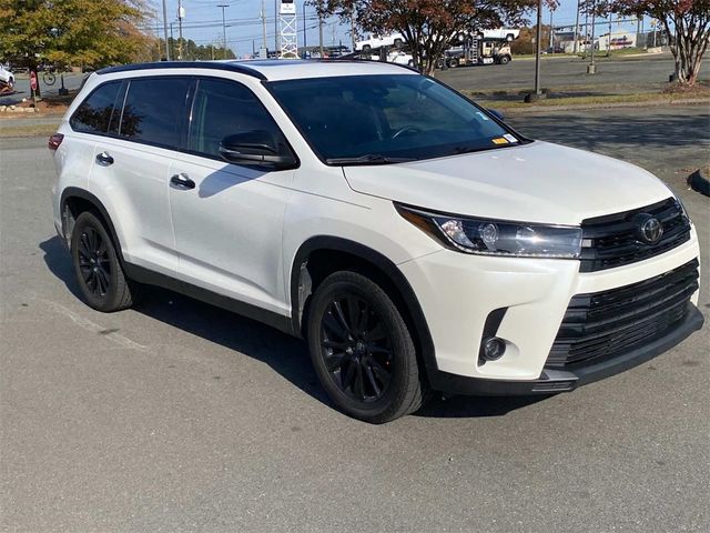 2019 Toyota Highlander SE