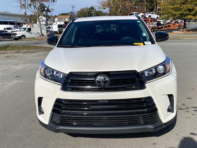 2019 Toyota Highlander SE