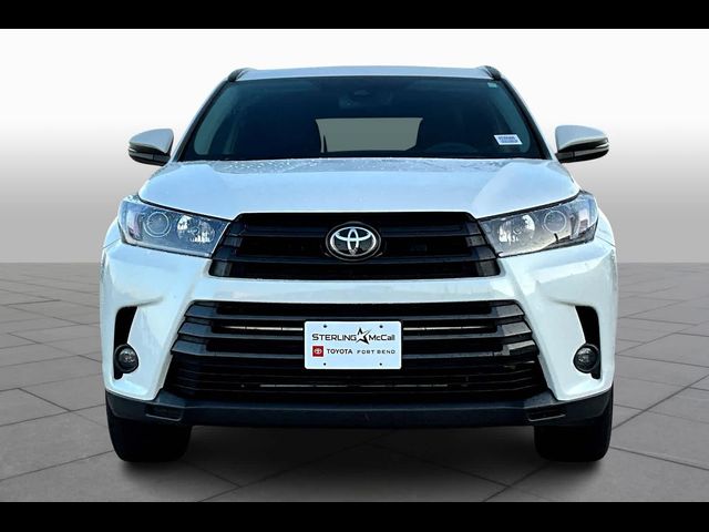 2019 Toyota Highlander SE