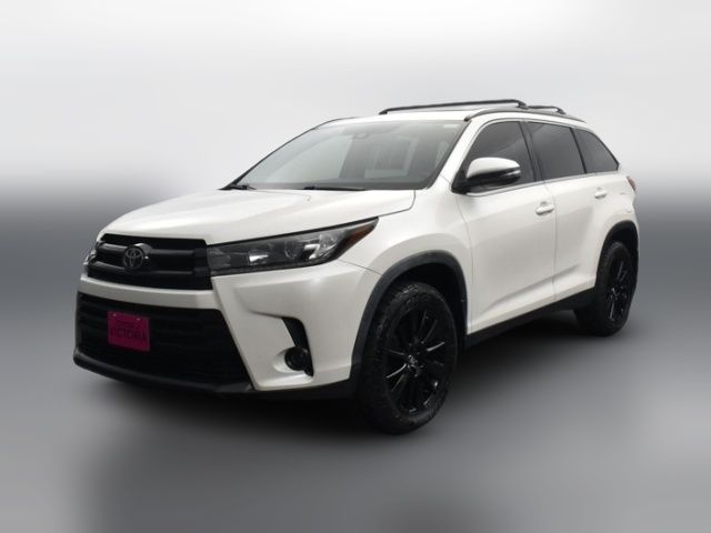 2019 Toyota Highlander SE