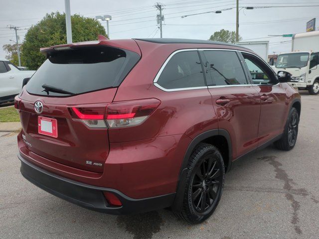 2019 Toyota Highlander SE