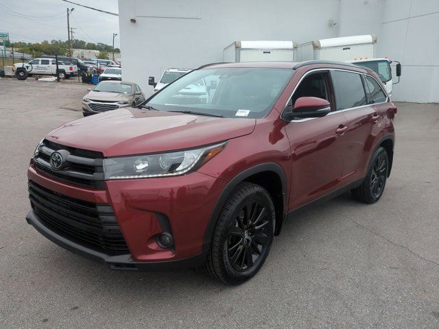 2019 Toyota Highlander SE