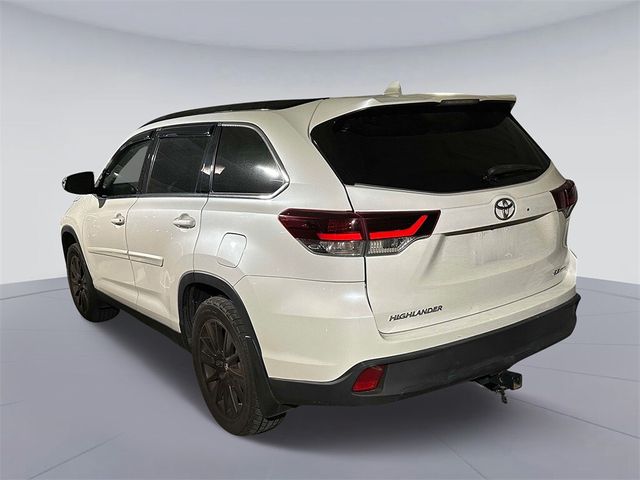 2019 Toyota Highlander SE