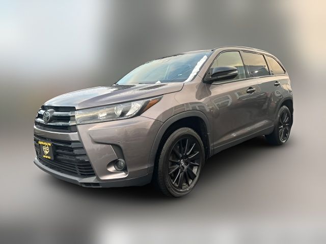 2019 Toyota Highlander SE