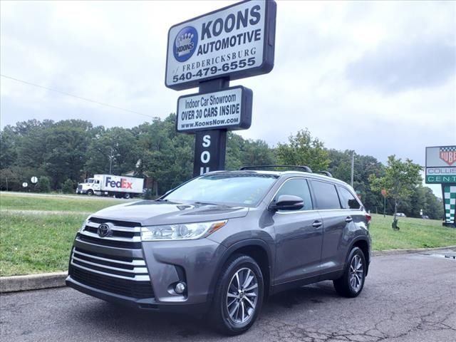 2019 Toyota Highlander SE