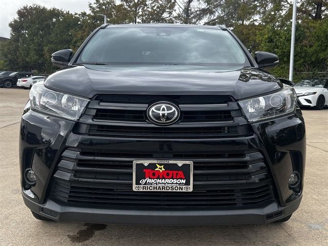 2019 Toyota Highlander SE