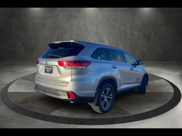 2019 Toyota Highlander LE