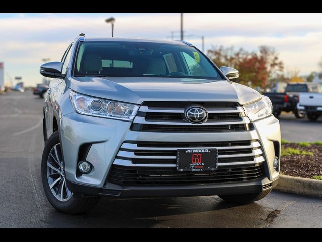 2019 Toyota Highlander SE