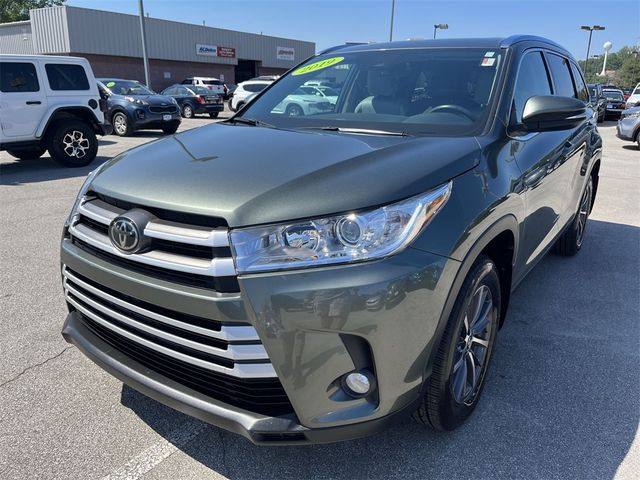 2019 Toyota Highlander 