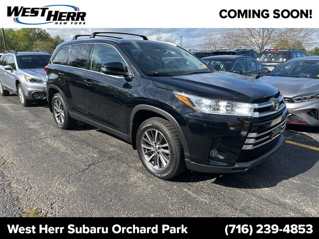 2019 Toyota Highlander 