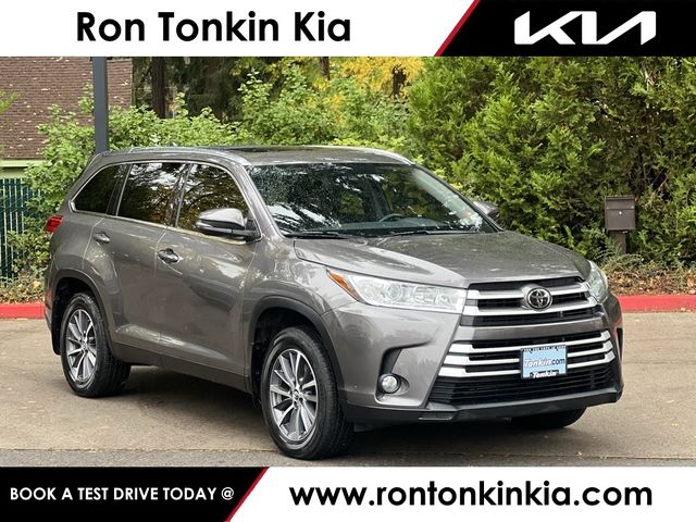 2019 Toyota Highlander 