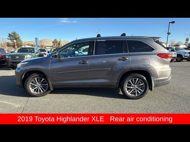 2019 Toyota Highlander 