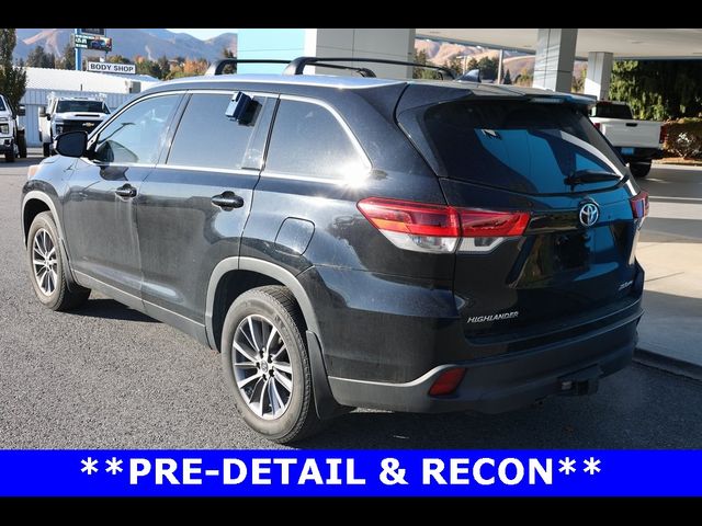 2019 Toyota Highlander 