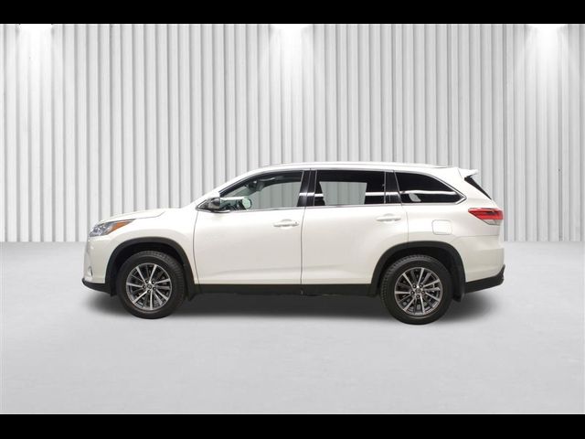 2019 Toyota Highlander 