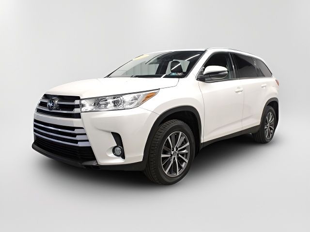 2019 Toyota Highlander 