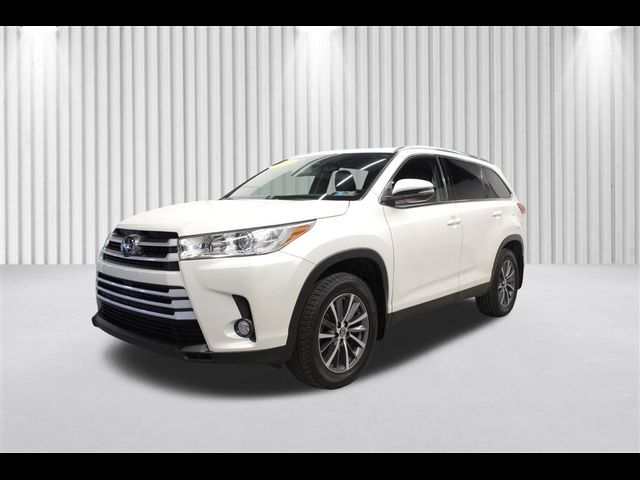 2019 Toyota Highlander 