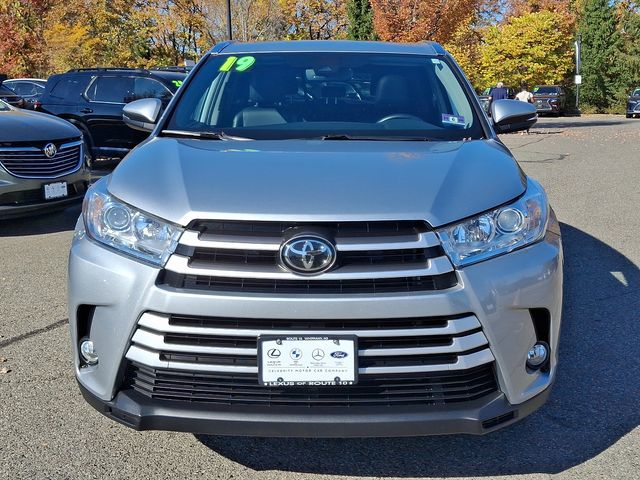 2019 Toyota Highlander SE