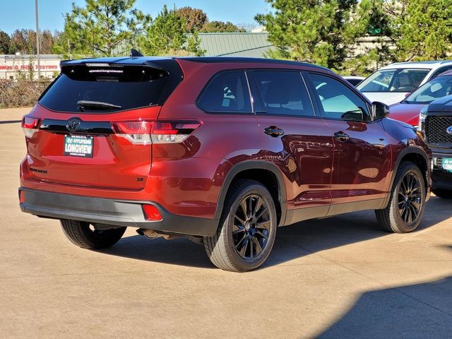 2019 Toyota Highlander SE