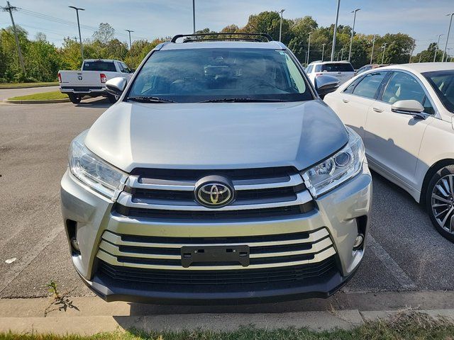 2019 Toyota Highlander 