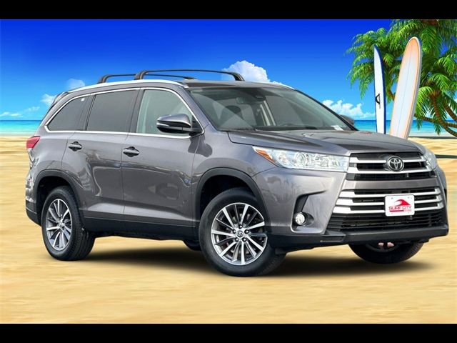 2019 Toyota Highlander 