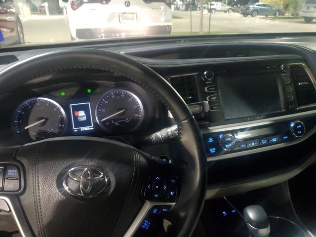 2019 Toyota Highlander XLE