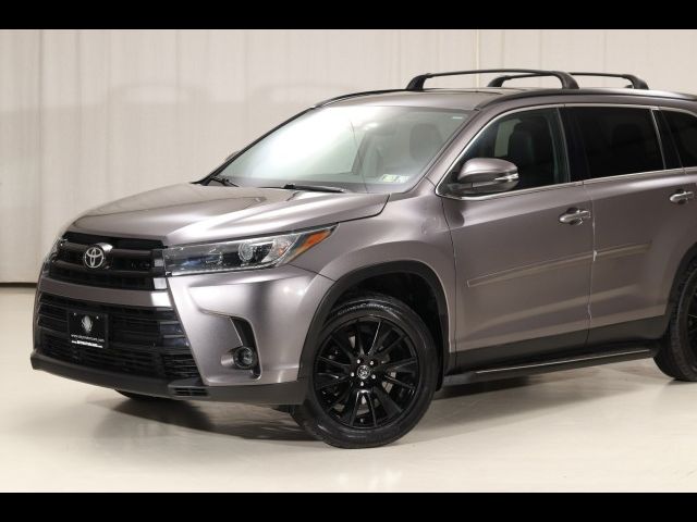 2019 Toyota Highlander SE