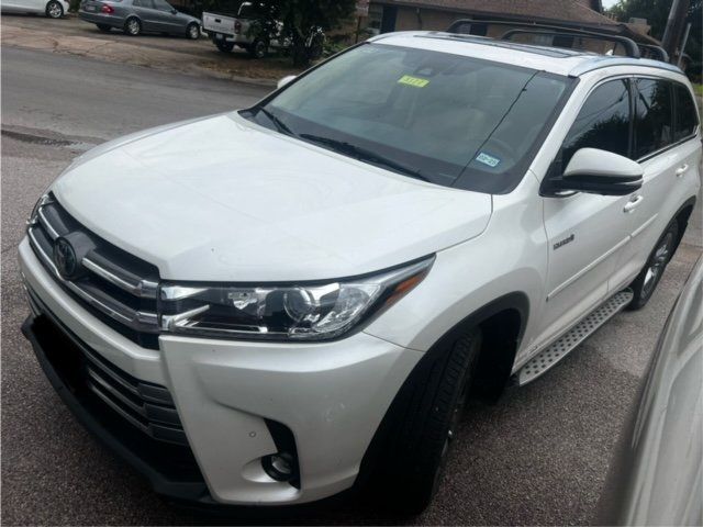 2019 Toyota Highlander 