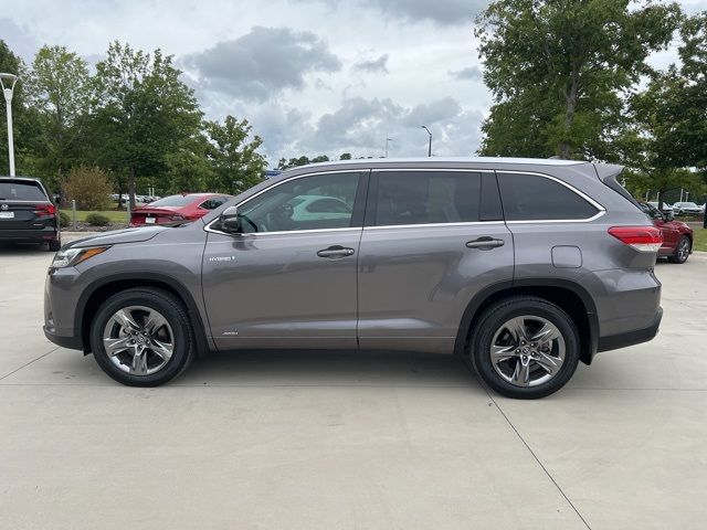 2019 Toyota Highlander 