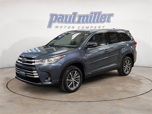 2019 Toyota Highlander Hybrid XLE