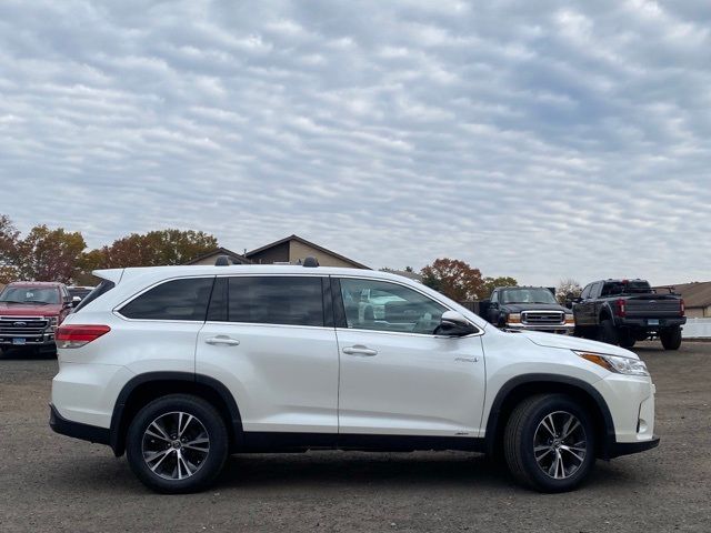 2019 Toyota Highlander Hybrid LE