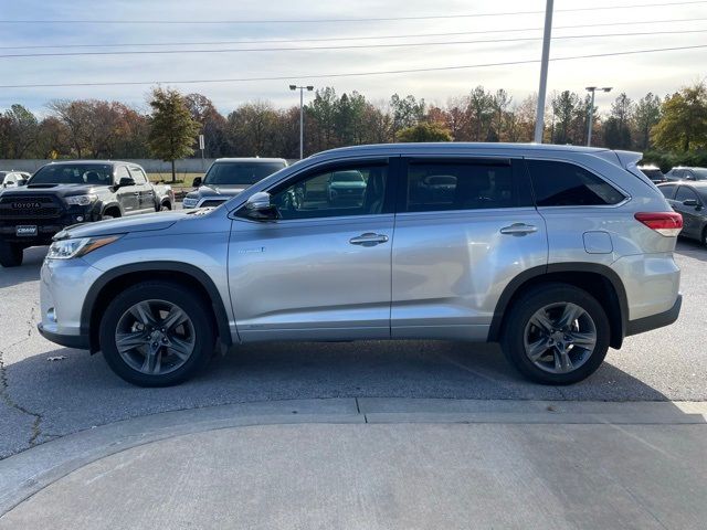 2019 Toyota Highlander 