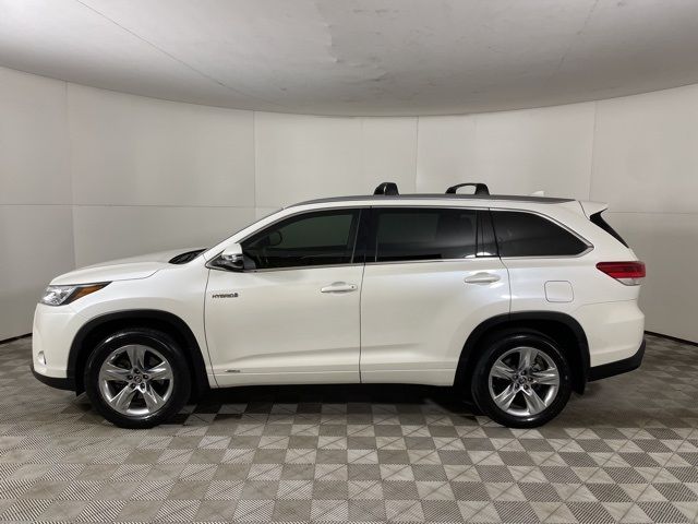 2019 Toyota Highlander 