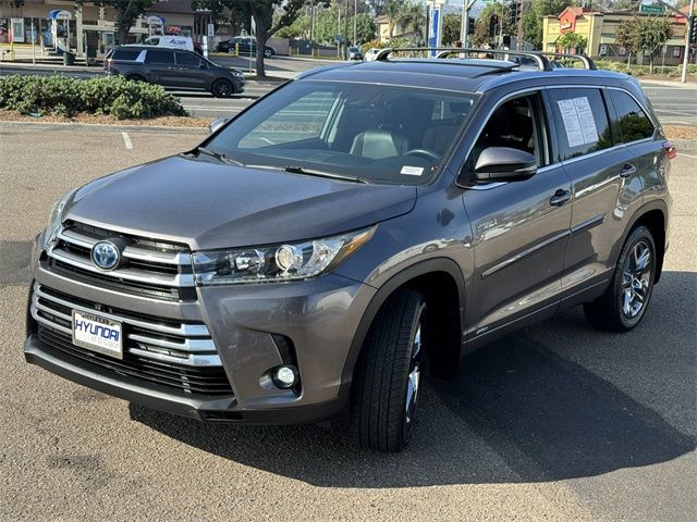 2019 Toyota Highlander Hybrid Limited Platinum