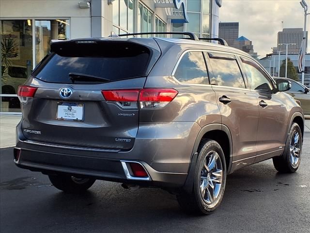 2019 Toyota Highlander Hybrid Limited Platinum