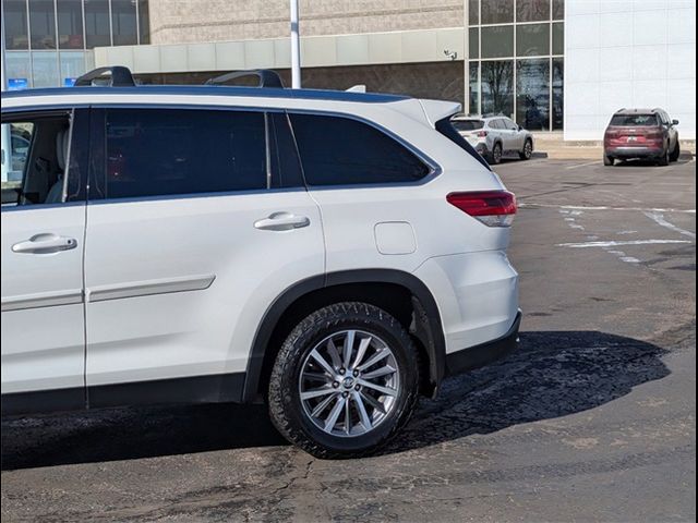 2019 Toyota Highlander Hybrid XLE